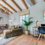 Edison Holiday home *